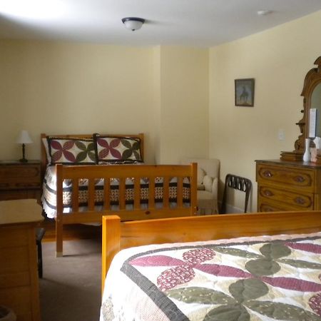 The Sterling Inn Caratunk エクステリア 写真