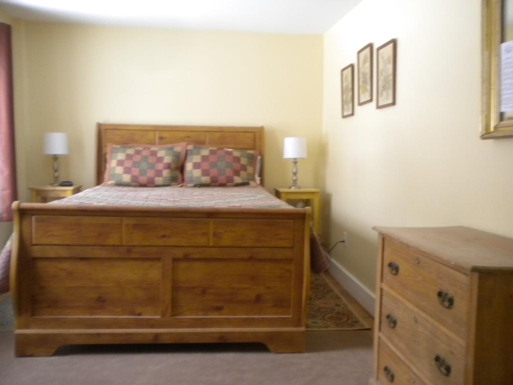 The Sterling Inn Caratunk エクステリア 写真
